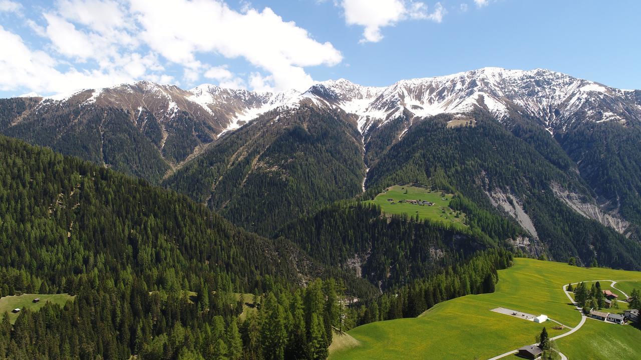 Hotel Sonnenhalde Wiesen Buitenkant foto