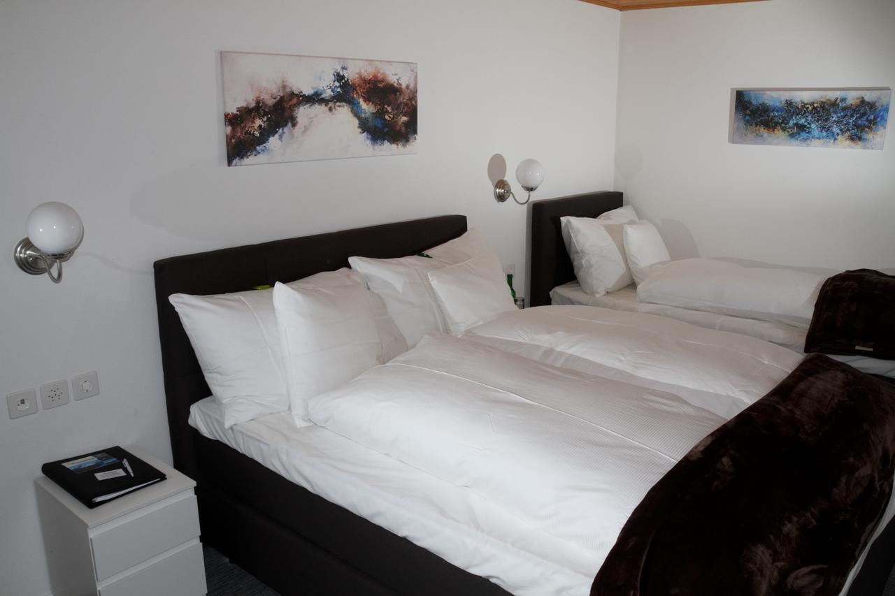 Hotel Sonnenhalde Wiesen Buitenkant foto