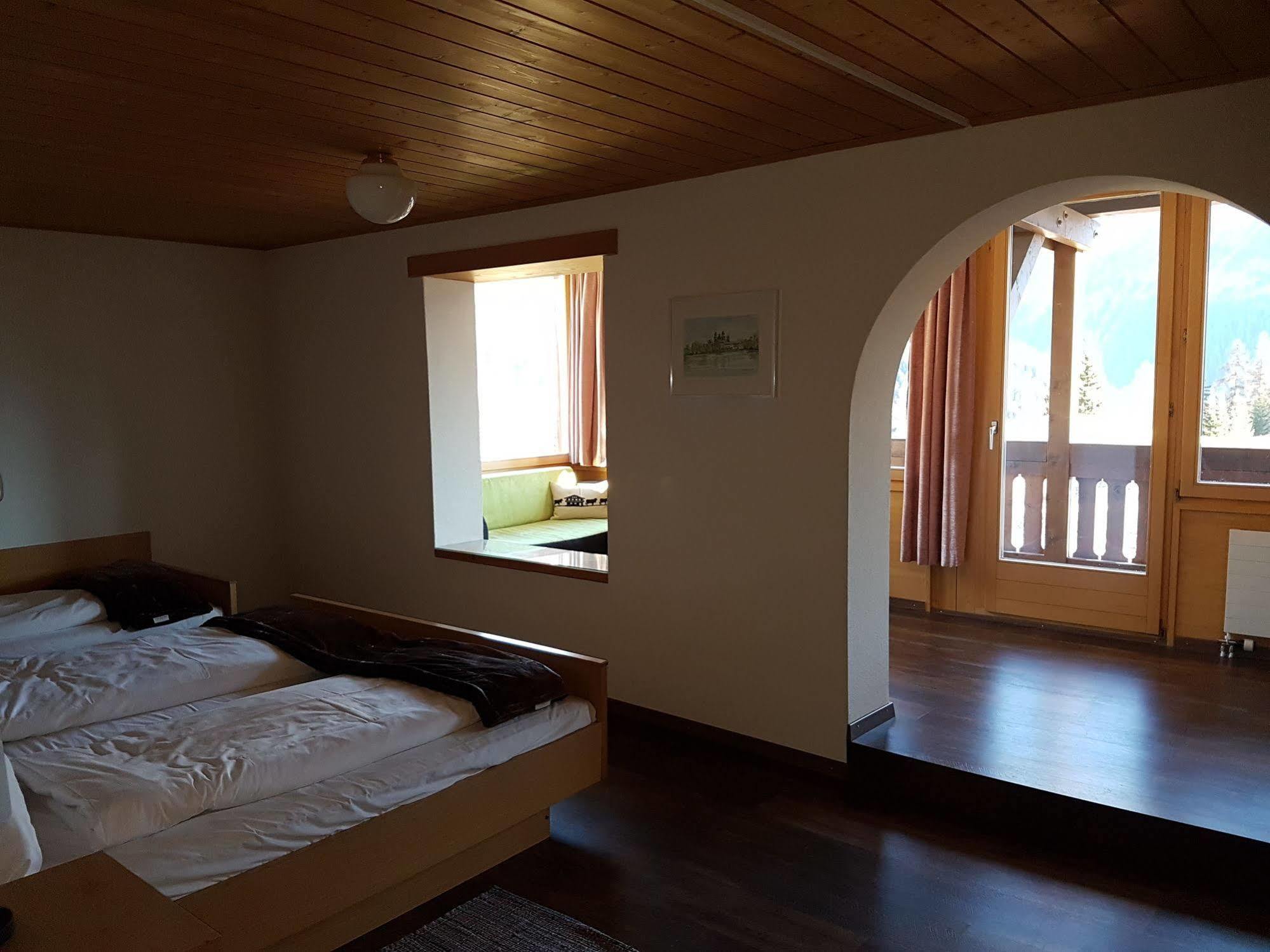 Hotel Sonnenhalde Wiesen Buitenkant foto