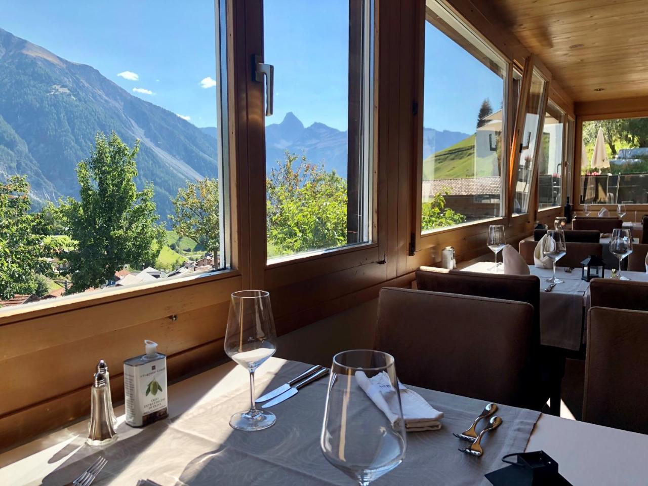 Hotel Sonnenhalde Wiesen Buitenkant foto